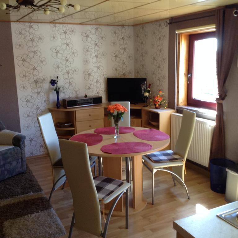 Ferienwohnung Dietlinde Bad Blankenburg Extérieur photo